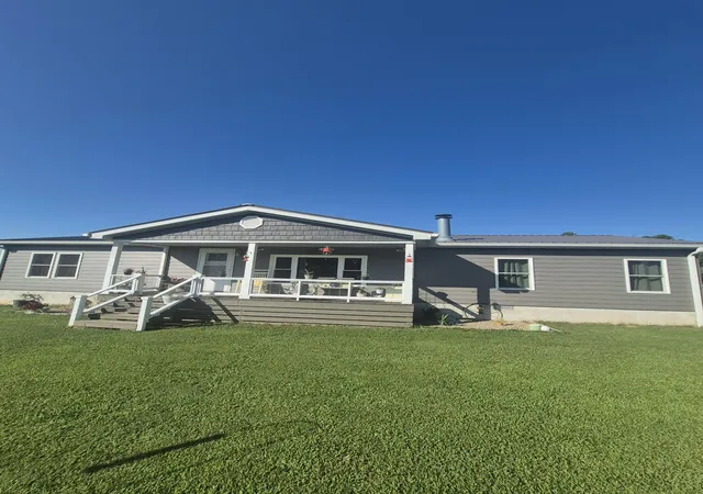 Single family home for sale at 524 Clear Crk Ln, Monterey, TN 38574 | MLS# 3592479