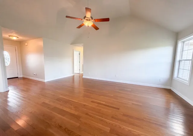 Photo 3 of Single family home for sale at 111 Beaver Crk Dr, Portland, TN 37148 | MLS# 3592506 | Listing updated on 2026-09-24