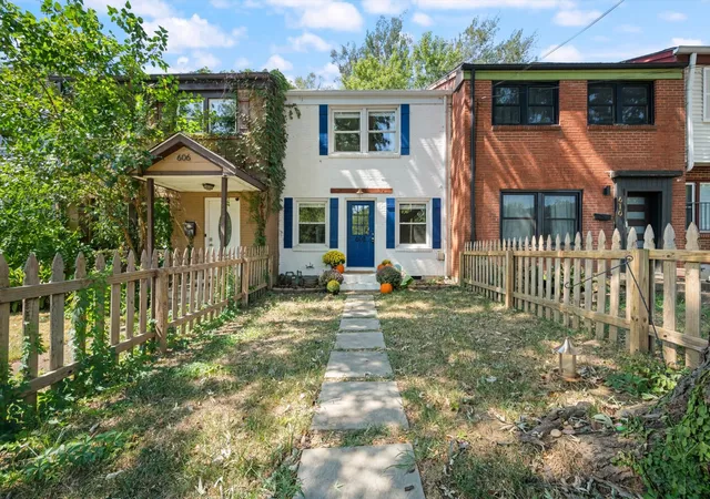 Photo 3 of Single family home for sale at 608 North 5th St, Nashville, TN 37207 | MLS# 3592618 | Listing updated on 2026-09-15