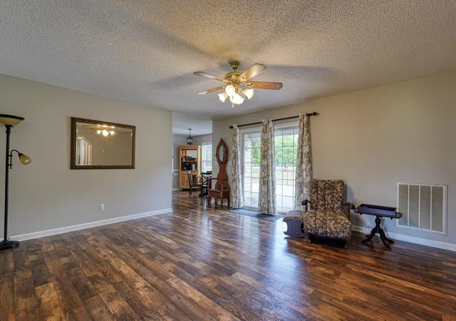 Photo 4 of Single family home for sale at 103 Cheyenne Ridge Trl, Campobello, SC 29322 | MLS# SPN333558 | Listing updated on 2026-09-12