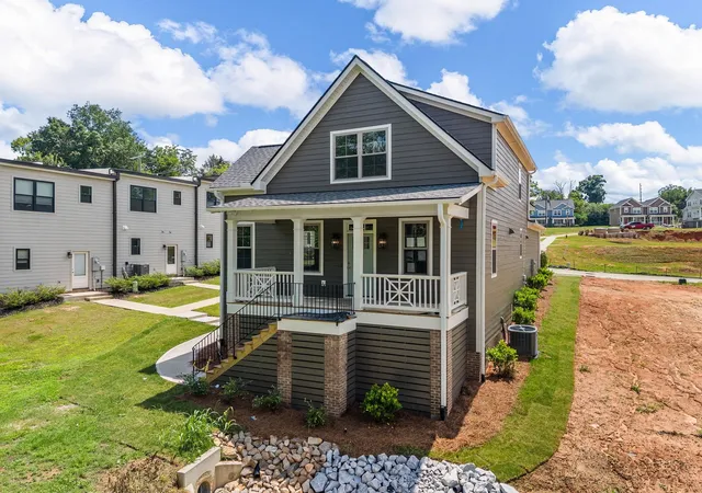 Photo 2 of Single family home for sale at 202 Butterfly Crk Aly, Spartanburg, SC 29303 | MLS# SPN334024 | Listing updated on 2026-09-10