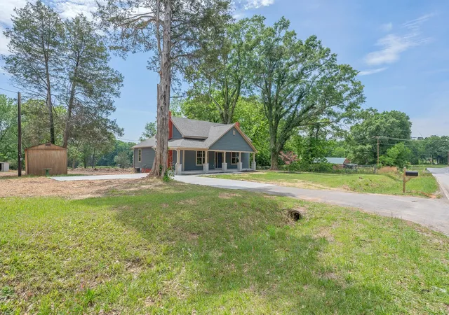 Photo 2 of Single family home for sale at 1655 Old Switzer Rd, Moore, SC 29369 | MLS# SPN336787 | Listing updated on 2026-09-11