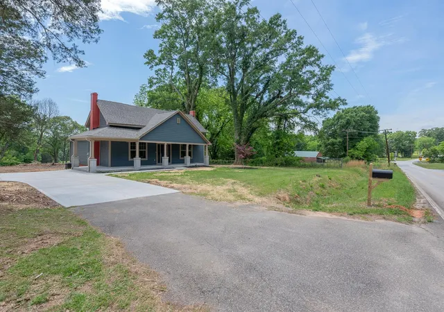Photo 3 of Single family home for sale at 1655 Old Switzer Rd, Moore, SC 29369 | MLS# SPN336787 | Listing updated on 2026-09-11