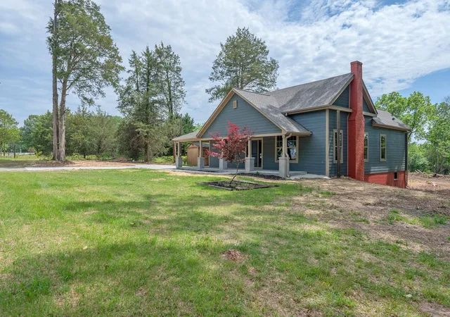 Photo 4 of Single family home for sale at 1655 Old Switzer Rd, Moore, SC 29369 | MLS# SPN336787 | Listing updated on 2026-09-11
