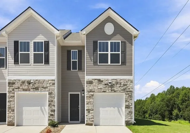 Photo 1 of Townhouse for sale at 3461 Hunters Brk Dr, Boiling Springs, SC 29316 | MLS# SPN337310 | Listing updated on 2026-10-08
