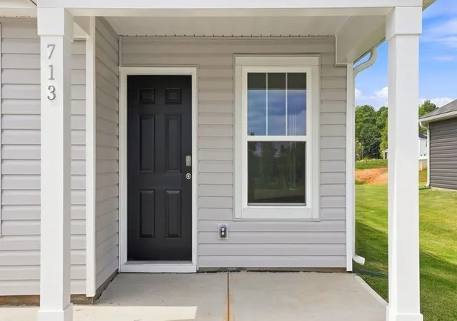 Photo 3 of Single family home for sale at 713 Longton St, Woodruff, SC 29388 | MLS# SPN338003 | Listing updated on 2026-09-12