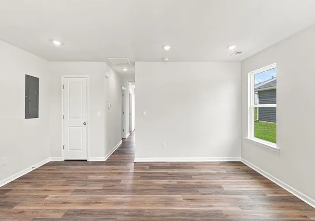 Photo 3 of Single family home for sale at 713 Longton St, Woodruff, SC 29388 | MLS# SPN338003 | Listing updated on 2026-09-26