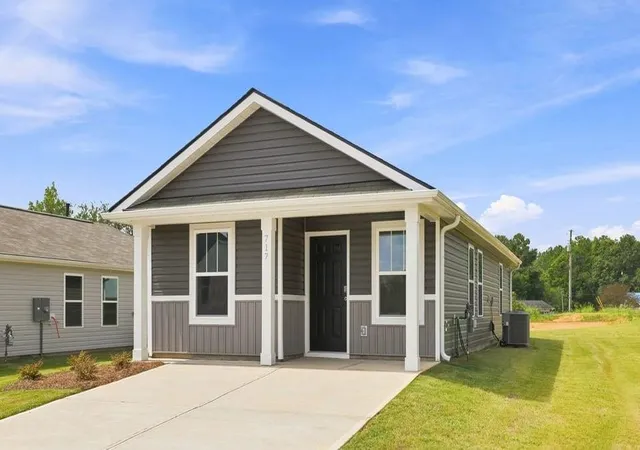 Photo 2 of Single family home for sale at 717 Longton St, Woodruff, SC 29388 | MLS# SPN338004 | Listing updated on 2026-09-12