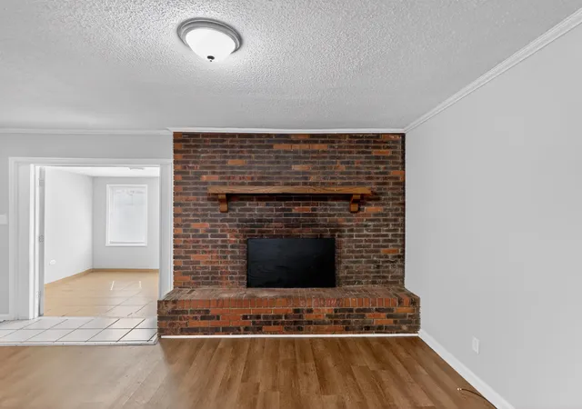 Photo 4 of Single family home for sale at 201 Tucker Rd, Spartanburg, SC 29306 | MLS# SPN338013 | Listing updated on 2026-09-15