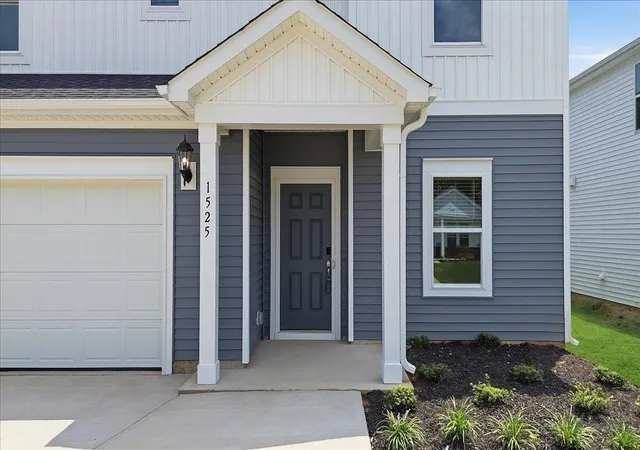 Photo 3 of Single family home for sale at 1525 Switchback Cir, Moore, SC 29369 | MLS# SPN338234 | Listing updated on 2026-10-08