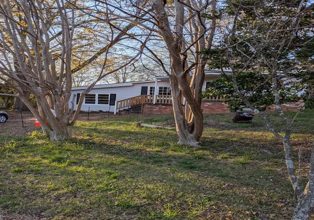 Photo 1 of Single family home for sale at 111 Adair Dr, Spartanburg, SC 29301 | MLS# SPN338754 | Listing updated on 2026-10-15