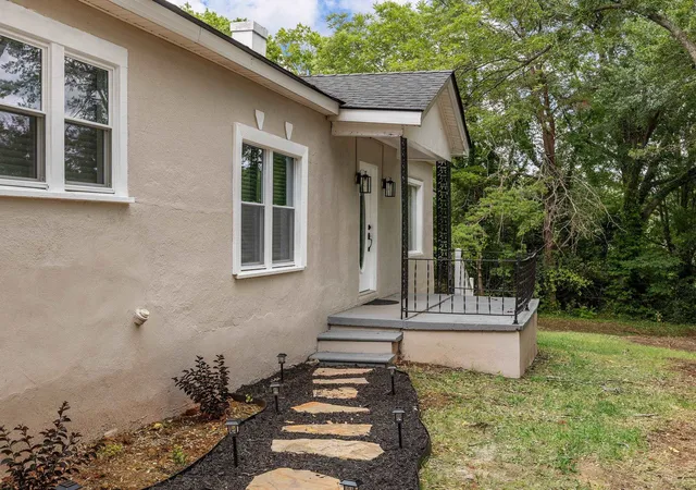 Photo 4 of Single family home for sale at 303 Highland Ave, Spartanburg, SC 29306 | MLS# SPN338897 | Listing updated on 2026-09-08