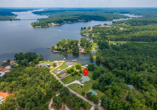 Photo 3 of Sale Pending at 2511 Pineland Shrs Cir, Cross Hill, SC 29332 | MLS# SPN339127 | Listing updated on 2026-09-09