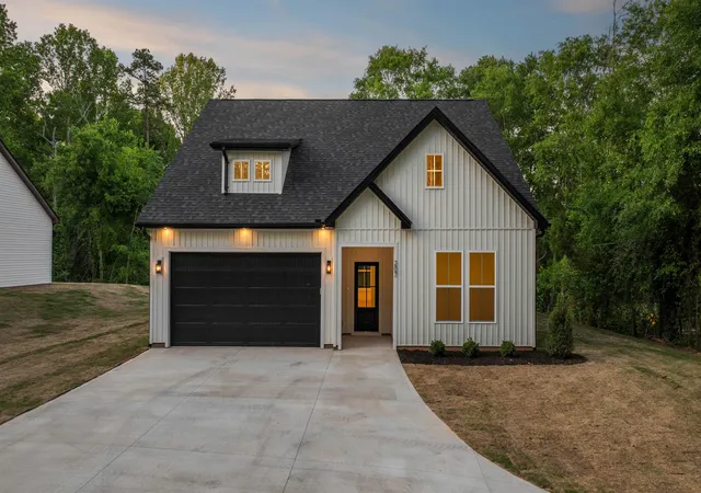 Photo 1 of Sale Pending at 207 Love Springs Rd, Cowpens, SC 29330 | MLS# SPN339275 | Listing updated on 2026-09-15