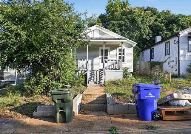 Photo 1 of Sale Pending at 214 Spartanburg St, Greenville, SC 29607 | MLS# SPN339706 | Listing updated on 2026-10-26