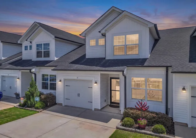 Townhouse for sale at 35 Table Mountain Trl, Greer, SC 29651 | MLS# SPN340598