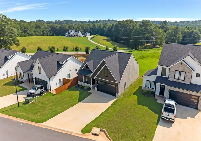 Photo 1 of Single family home for sale at 2019 Meadow Glen Ct, Chesnee, SC 29323 | MLS# SPN340602 | Listing updated on 2026-10-01