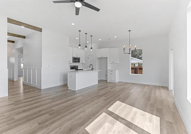 Photo 4 of Single family home for sale at 2019 Meadow Glen Ct, Chesnee, SC 29323 | MLS# SPN340602 | Listing updated on 2026-10-01
