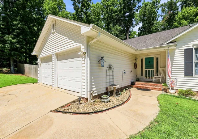 Photo 2 of Sale Pending at 545 E Brookwood Dr, Landrum, SC 29356 | MLS# SPN340777 | Listing updated on 2026-09-12
