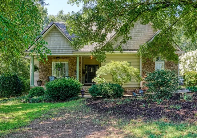 Photo 1 of Single family home for sale at 309 Swamp Fox Rd, Spartanburg, SC 29306 | MLS# SPN341260 | Listing updated on 2026-09-11