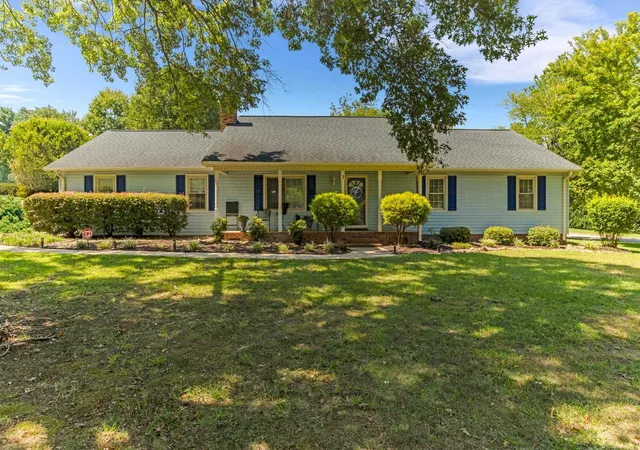 Photo 1 of Single family home for sale at 7 Chestnut Ridge Dr, Inman, SC | MLS# SPN341303 | Listing updated on 2026-09-23