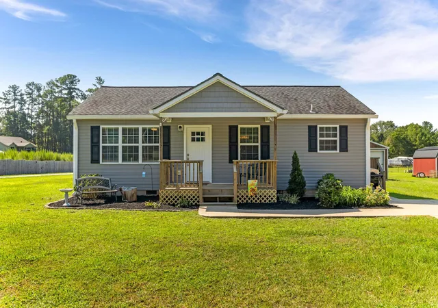 Photo 1 of Sale Pending at 625 W Oconee St, Chesnee, SC | MLS# SPN341356 | Listing updated on 2026-09-23