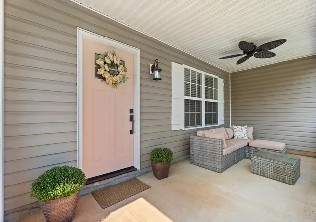 Photo 3 of Sale Pending at 330 Shadowfield Acres Dr, Duncan, SC 29334 | MLS# SPN341380 | Listing updated on 2026-09-12