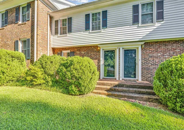 Photo 2 of Townhouse for sale at 117 Winfield Dr, Spartanburg, SC 29307 | MLS# SPN341386 | Listing updated on 2026-09-23