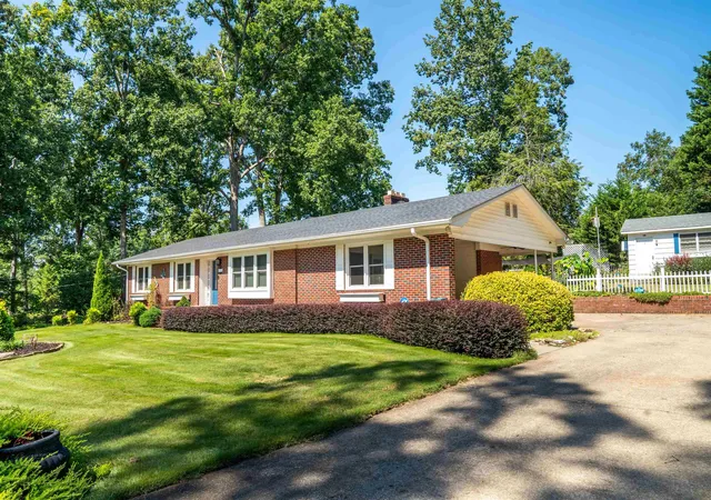 Photo 3 of Sale Pending at 114 E Brookwood Ln, Cowpens, SC 29330 | MLS# SPN341483 | Listing updated on 2026-09-13