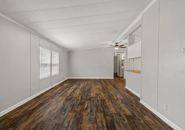 Photo 4 of Manufactured home for sale at 499 Murph Rd, Pauline, SC 29374 | MLS# SPN341534 | Listing updated on 2026-09-11
