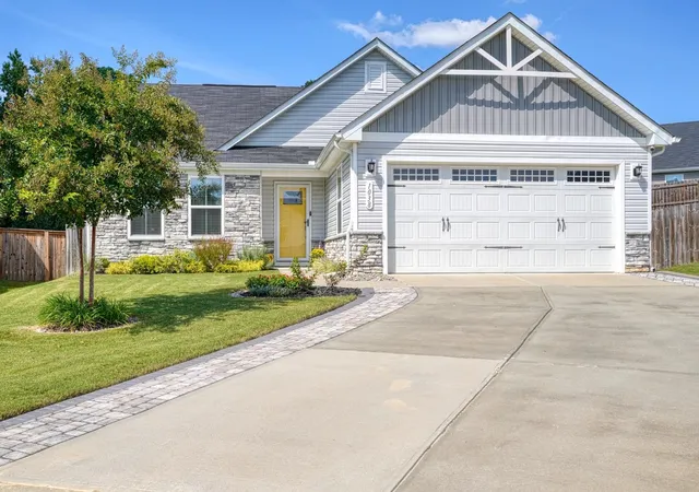 Photo 1 of Sale Pending at 1038 Hunter Green Ln, Spartanburg, SC 29302 | MLS# SPN341574 | Listing updated on 2026-10-03