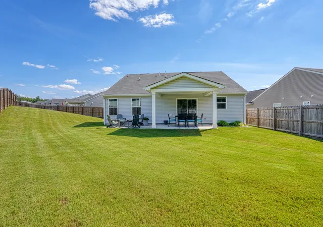 Photo 2 of Sale Pending at 1038 Hunter Green Ln, Spartanburg, SC 29302 | MLS# SPN341574 | Listing updated on 2026-10-03