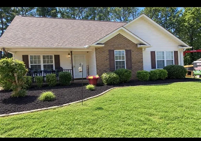 Photo 1 of Sale Pending at 318 E Myles Ln, Spartanburg, SC 29303 | MLS# SPN341587 | Listing updated on 2026-10-09