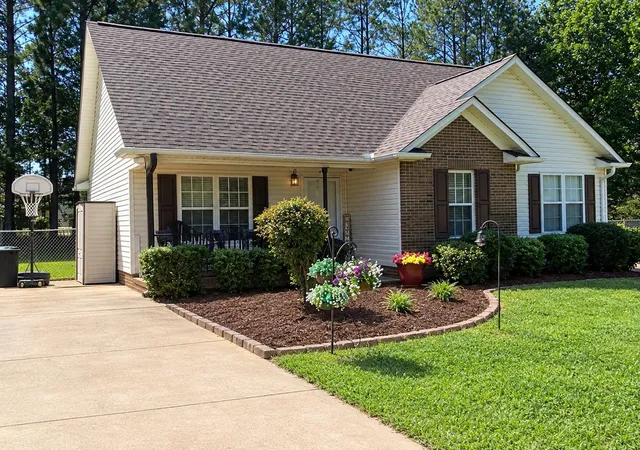 Photo 2 of Sale Pending at 318 E Myles Ln, Spartanburg, SC 29303 | MLS# SPN341587 | Listing updated on 2026-10-09