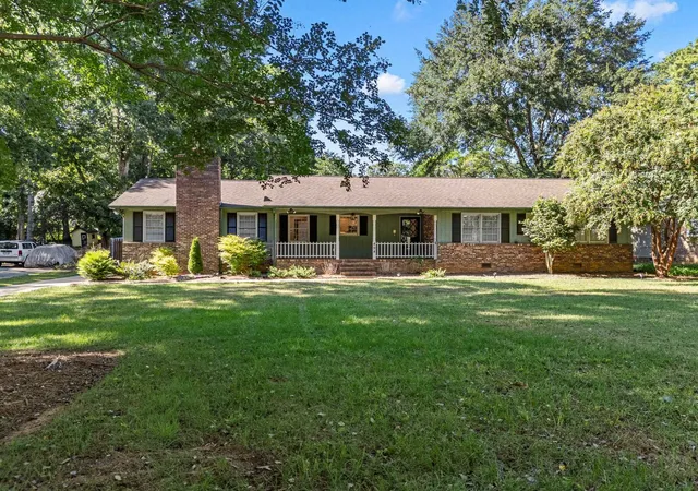 Photo 2 of Sale Pending at 494 Royal Oak Dr, Spartanburg, SC 29302 | MLS# SPN341608 | Listing updated on 2026-10-13