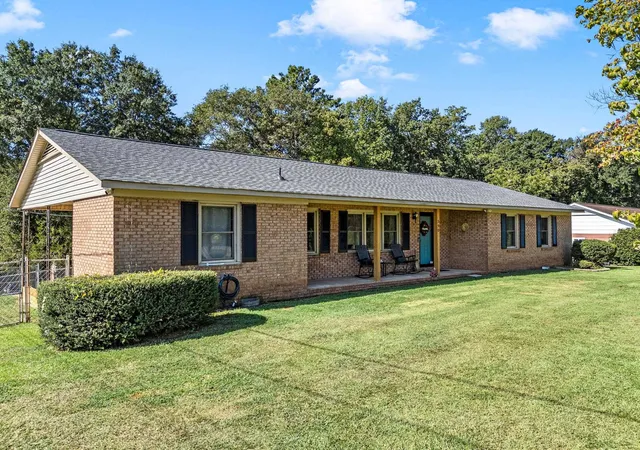 Photo 1 of Single family home for sale at 590 Cherry Hl Rd, Spartanburg, SC 29307 | MLS# SPN341654 | Listing updated on 2026-09-12