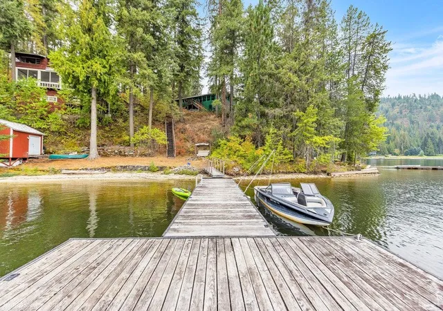 Photo 2 of Single family home for sale at 12222 N W Newman Lake Dr, Newman Lake, WA 99025 | MLS# 202612123 | Listing updated on 2026-09-10