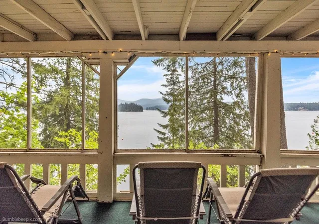 Photo 4 of Single family home for sale at 12222 N W Newman Lake Dr, Newman Lake, WA 99025 | MLS# 202612123 | Listing updated on 2026-09-10