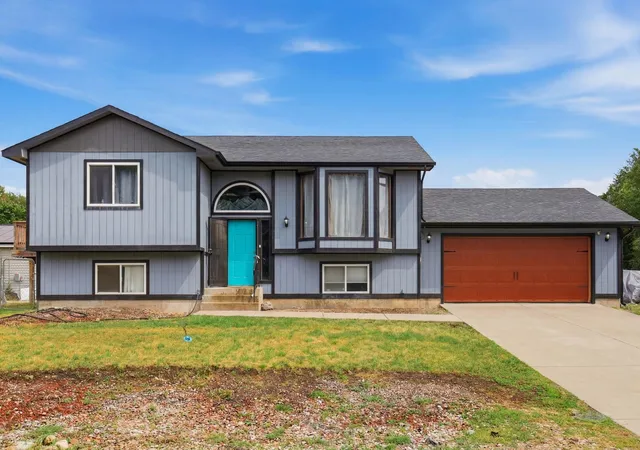 Photo 2 of Sale Pending at 25421 E Joseph Ave, Newman Lake, WA 99025 | MLS# 202613652 | Listing updated on 2026-09-11