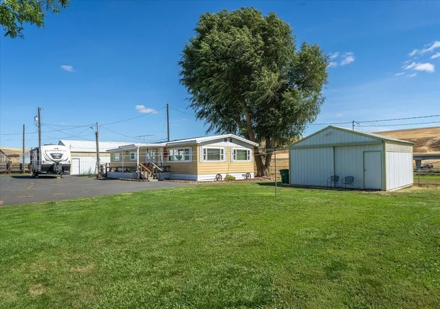 Photo 3 of Single family home for sale at 101-103 Kelsey Rd, Rosalia, WA 99170 | MLS# 202613940 | Listing updated on 2026-09-22