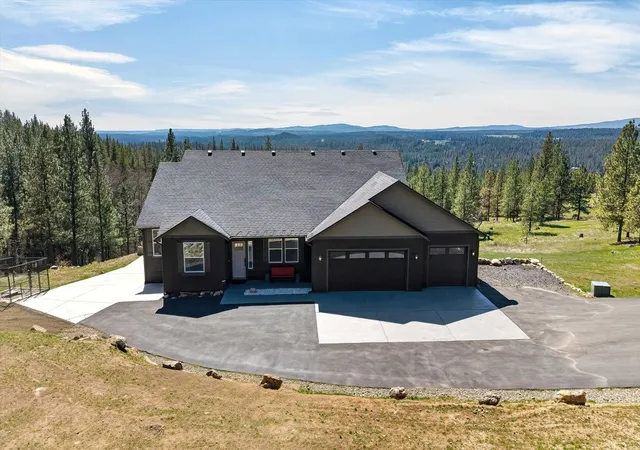 Photo 1 of Sale Pending at 6528 E Robin Ln, Chattaroy, WA 99003 | MLS# 202615358 | Listing updated on 2026-09-14