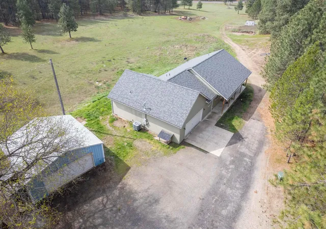 Photo 2 of Single family home for sale at 27509 N Perry Rd, Chattaroy, WA 99003 | MLS# 202615668 | Listing updated on 2026-09-12