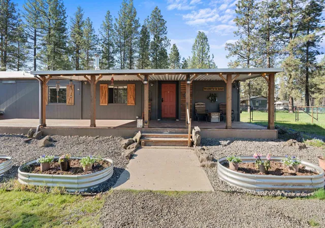 Photo 2 of Sale Pending at 19236 S Aspen Meadows Dr, Cheney, WA 99004 | MLS# 202616231 | Listing updated on 2026-09-11