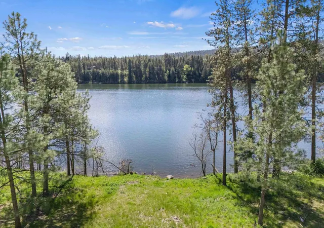 Land for sale at Lot 5 Shoreline Way, Nine Mile Falls, WA 99026 | MLS# 202616405