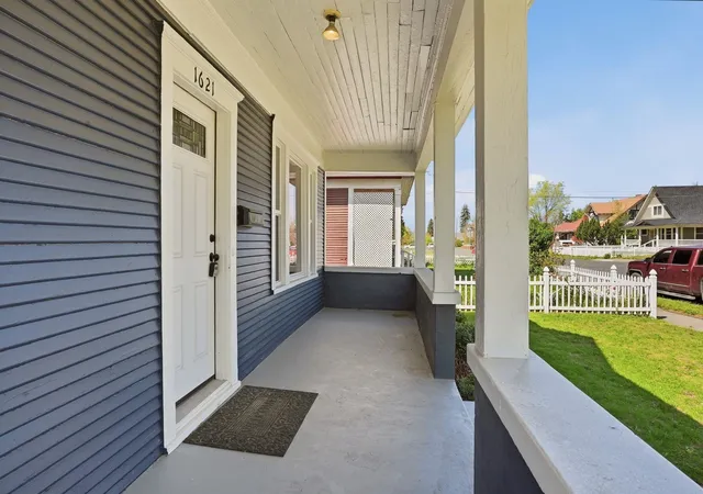 Photo 3 of Single family home for sale at 1621 W Knox Ave, Spokane, WA 99205 | MLS# 202616877 | Listing updated on 2026-09-11