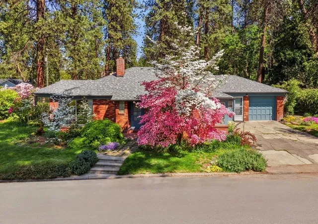 Photo 1 of Single family home for sale at 1803 S Arthur St, Spokane, WA 99203 | MLS# 202617040 | Listing updated on 2026-10-07