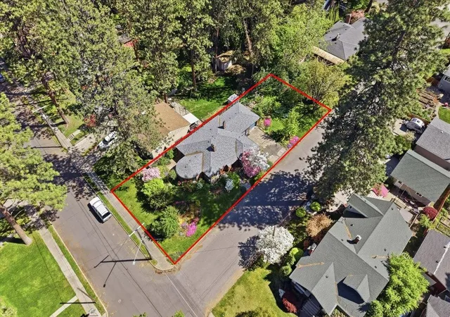 Photo 2 of Single family home for sale at 1803 S Arthur St, Spokane, WA 99203 | MLS# 202617040 | Listing updated on 2026-10-07