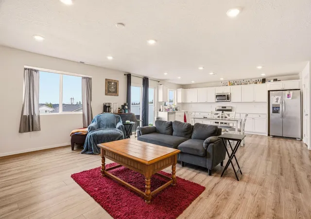 Photo 3 of Sale Pending at 4464 W Bedford Ave, Spokane, WA 99208 | MLS# 202618131 | Listing updated on 2026-09-15