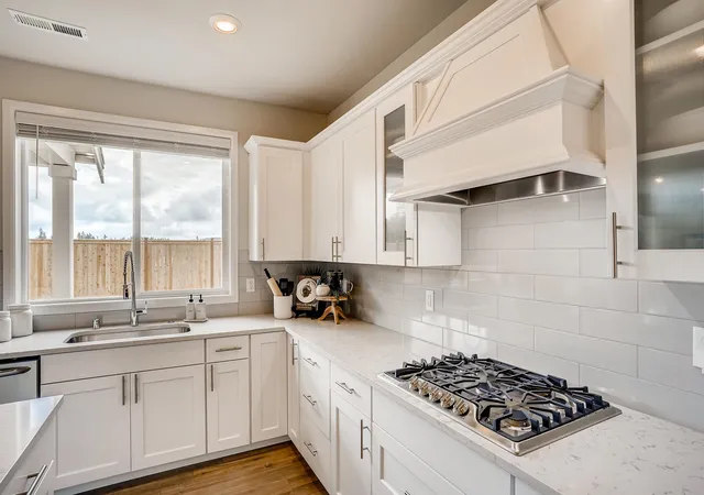 Photo 4 of Sale Pending at 4115 N Howesdale Rd, Spokane, WA 99208 | MLS# 202619719 | Listing updated on 2026-09-24