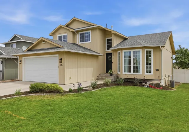 Photo 2 of Sale Pending at 821 S Salish Ct, Spokane, WA 99224 | MLS# 202619975 | Listing updated on 2026-09-18